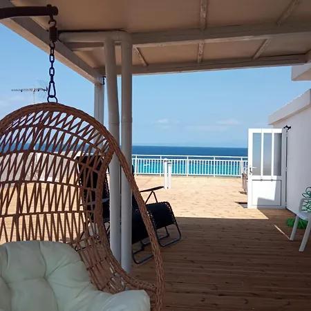 Sea Front Loft By Goldenland Apartment Kallithea (Chalkidiki)